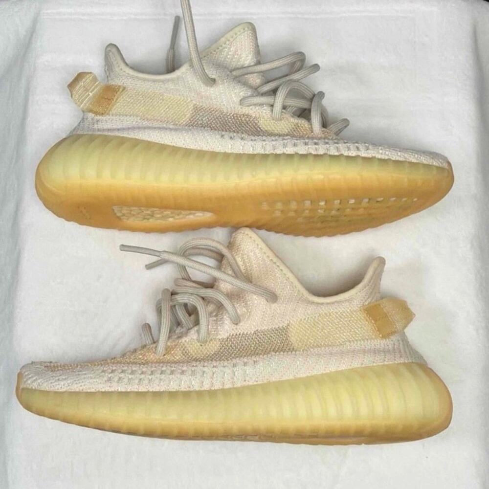 Adidas Yeezy Boost 350 V2 'Light' | GY3438 | 7Y\M/8.5W - Picture 6 of 14
